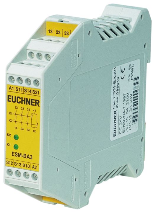 EUCHNER Relevador de seguridad contactos de seguridad, 1 contacto auxiliar, cat. 4